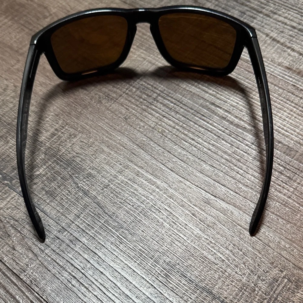 Oakley Holbrook Black Frame Sunglasses with Red Orange Mirrored Lenses - Picture 4 of 11